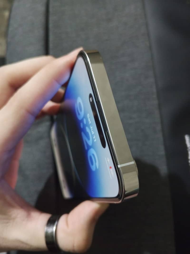 Apple iPhone 14 Pro Max 2