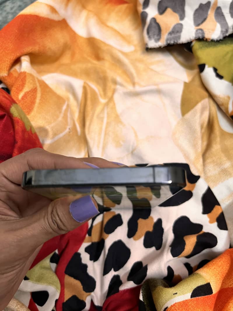 Apple iPhone 12 Pro Max 6