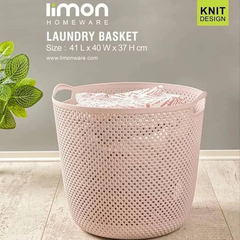 Open laundry basket 0
