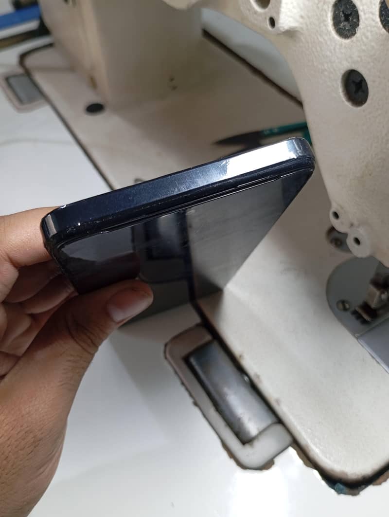Realme C71 1