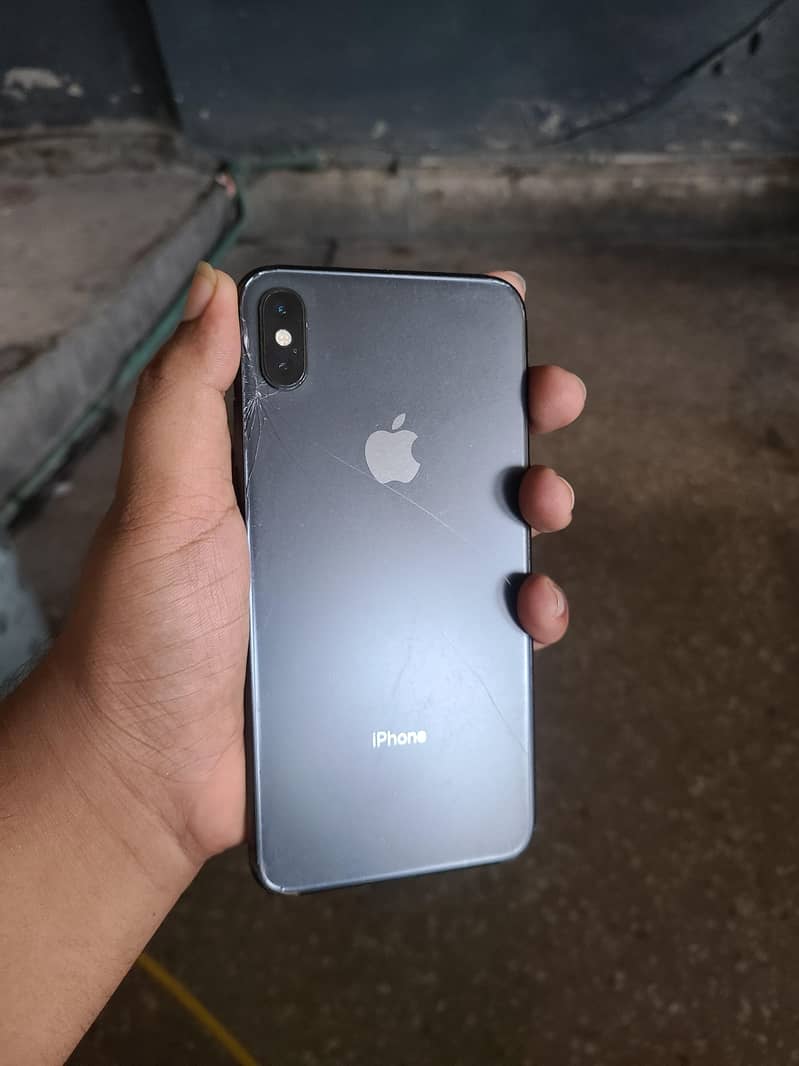 IPHONE XS MAX 3