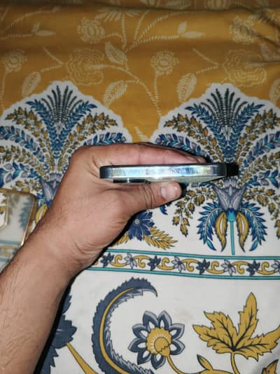 Tecno CAMON 20