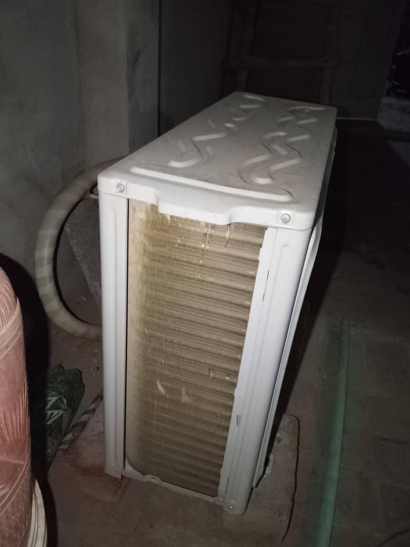 Haier Dc inverter 1 ton 5