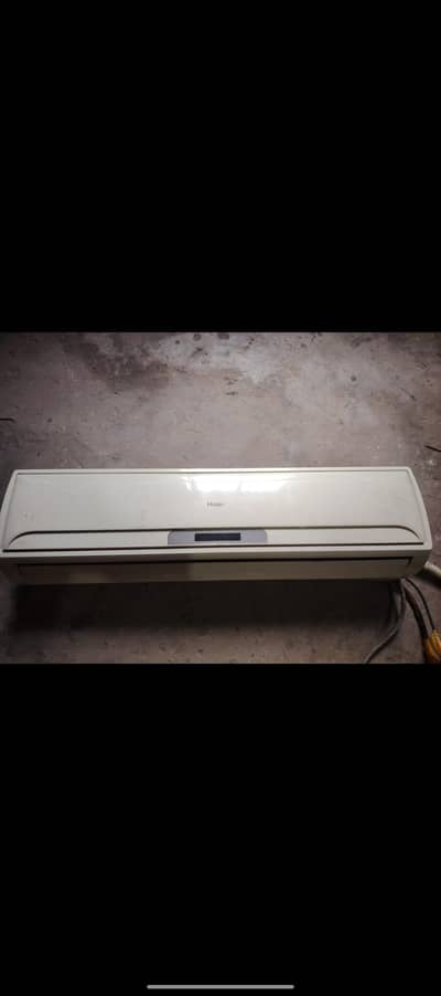 Haier 1.5 ton indoor