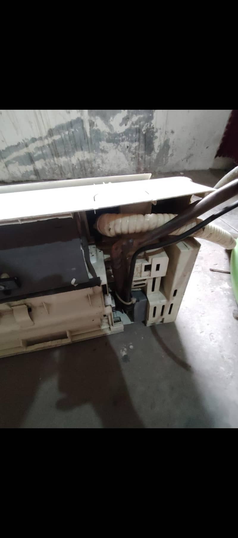Haier 1.5 ton indoor 2