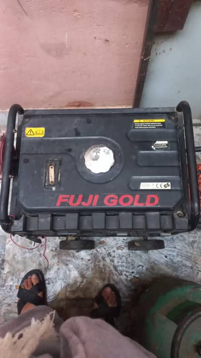 Fuji Gold 7.0 HP Generator with Dual Fuel Gas Kit (Excellent Conditio