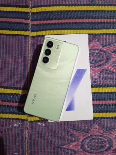 Vivo Y100
