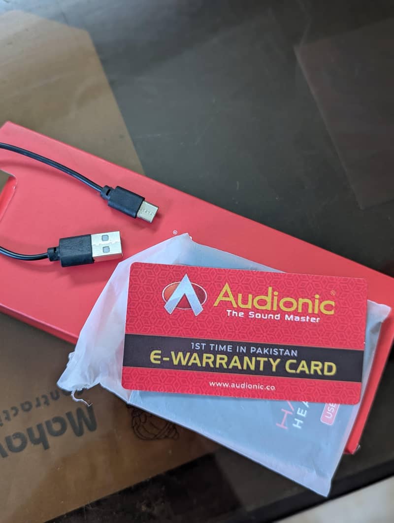 Audionic Hammer Wireless Headphone 13