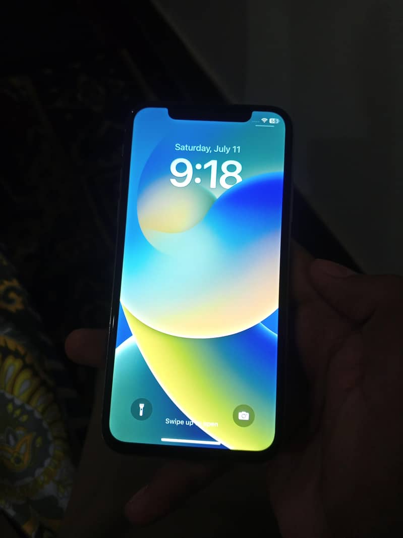 Apple iPhone X 3