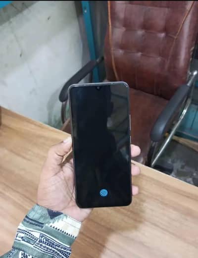 Vivo V20