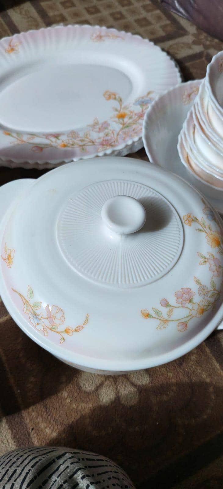 72 piece marble set 1
