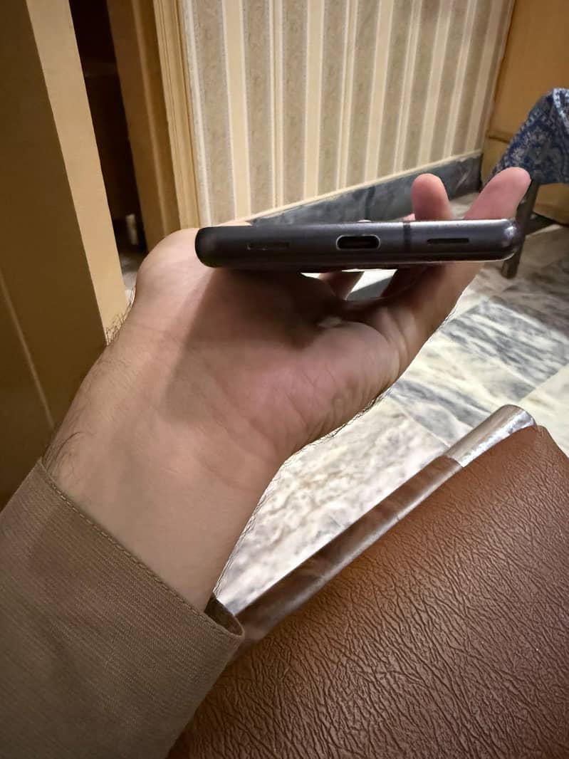 Google Pixel 7a 1