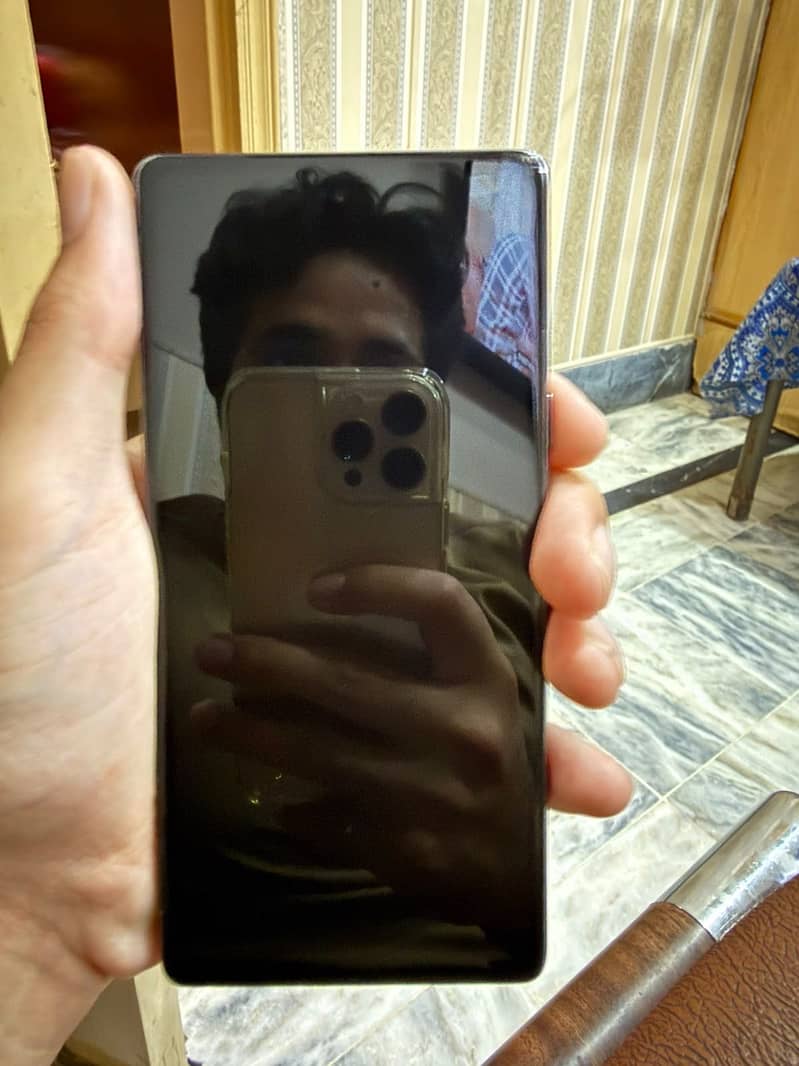 Google Pixel 7a 5