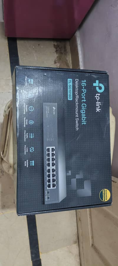 TP -Link 16 ports Giga Switch brand new never use almost full warranty