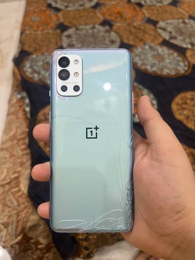 One Plus 9r