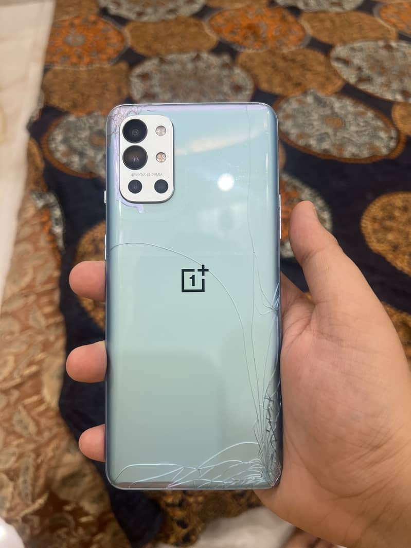 One Plus 9r 0