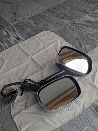 Toyota Corolla KE70 1980 Retractable Fender Mirror