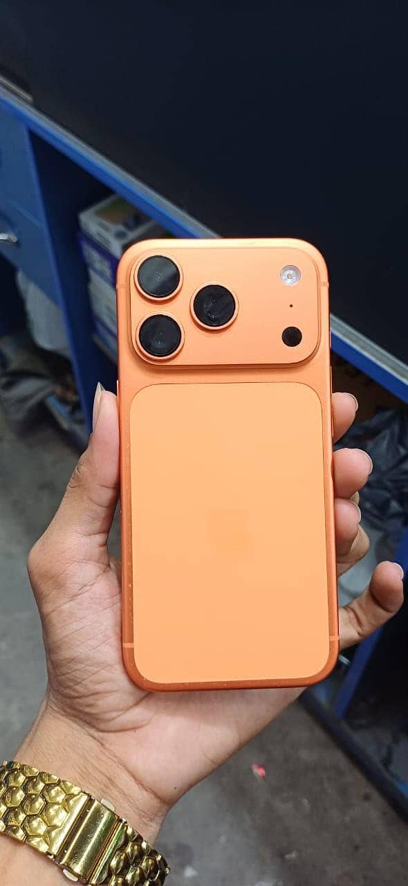 Apple iPhone 17 Pro 3