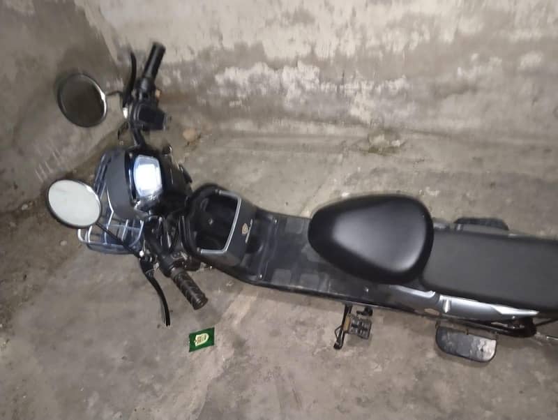 Benign Crown E bike 2