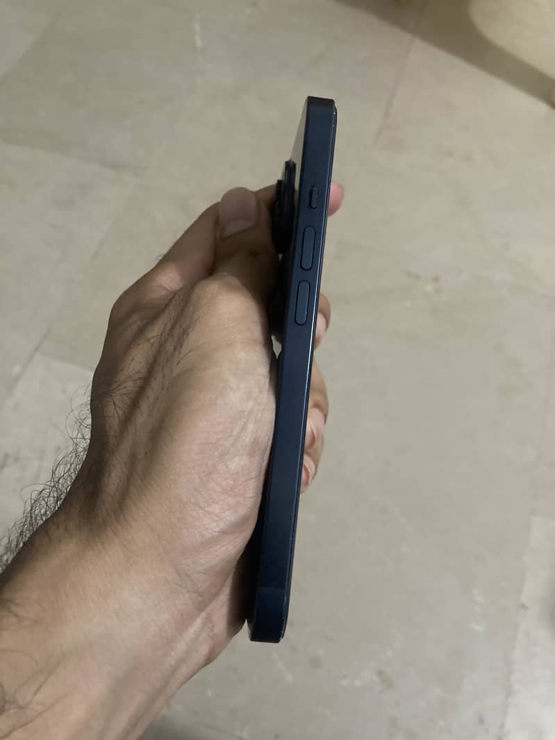 Apple iPhone 14 0