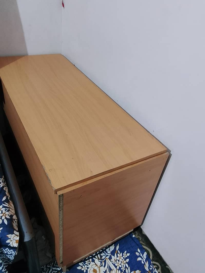 3 portion storage 1
