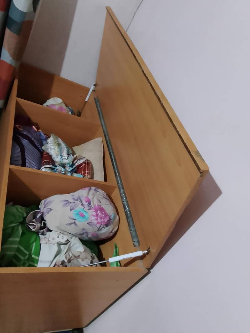 3 portion storage 2