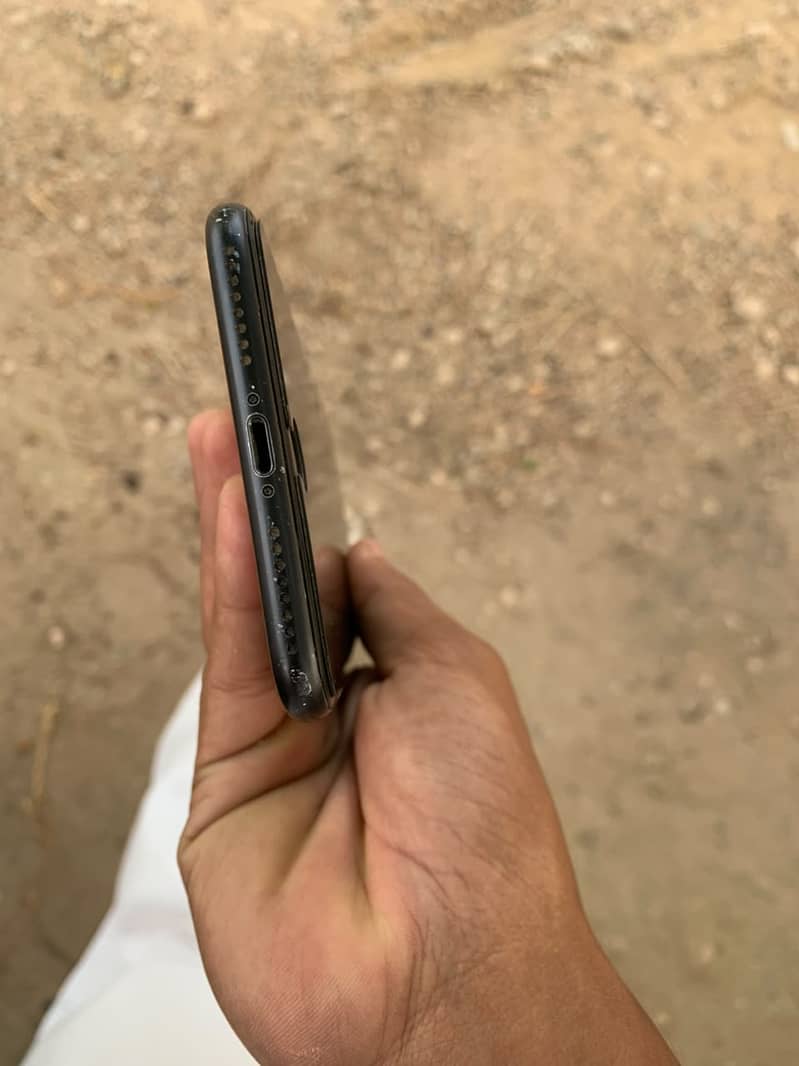 Apple iPhone 7 Plus 3