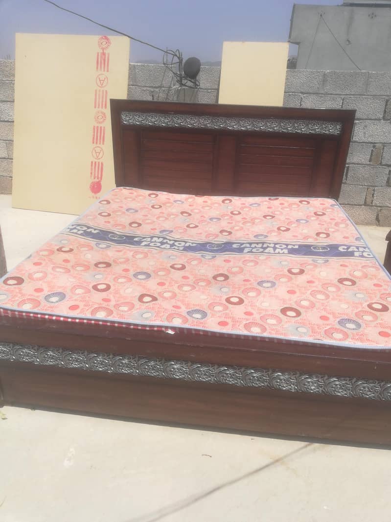 king size bed 2