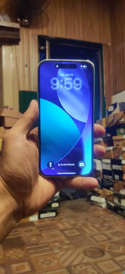 Apple iPhone 15