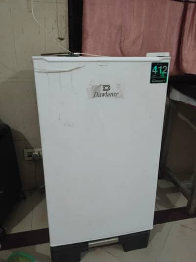 Mini fridge