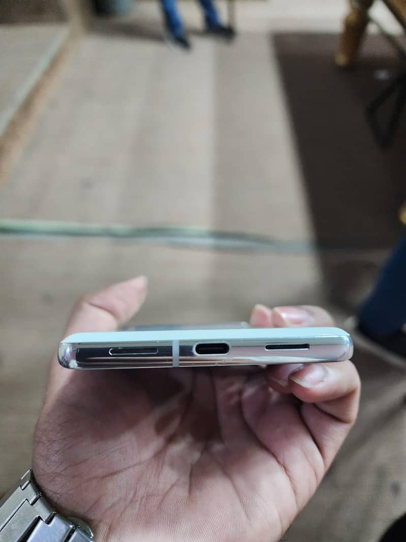 Google Pixel 7 Pro 4