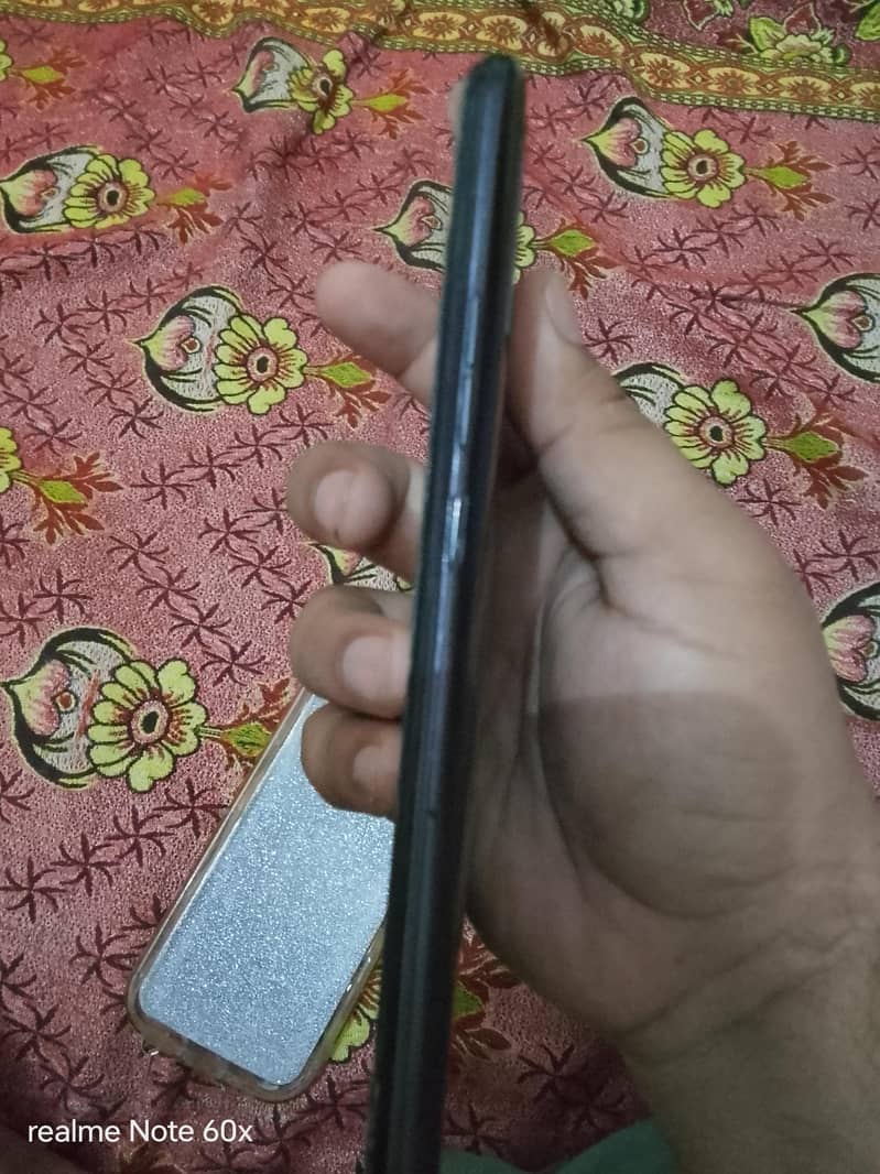 Tecno Spark 5 pro 3