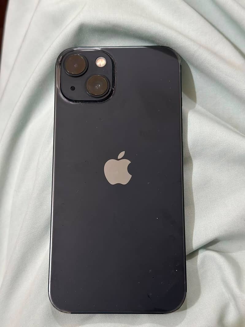 Apple iPhone 13 0