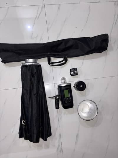 Godox ad600
