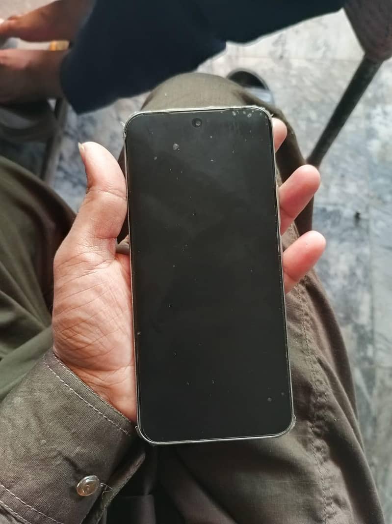 Techno spark 40 pro plus 5G 4