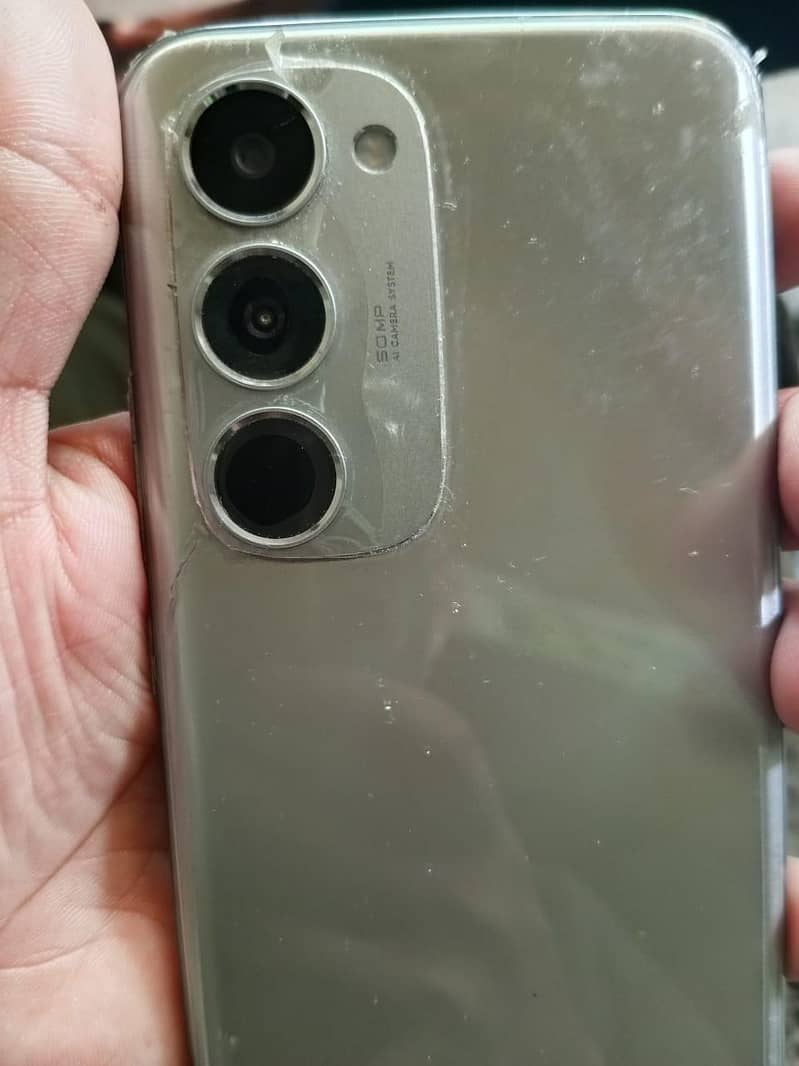 Techno spark 40 pro plus 5G 6