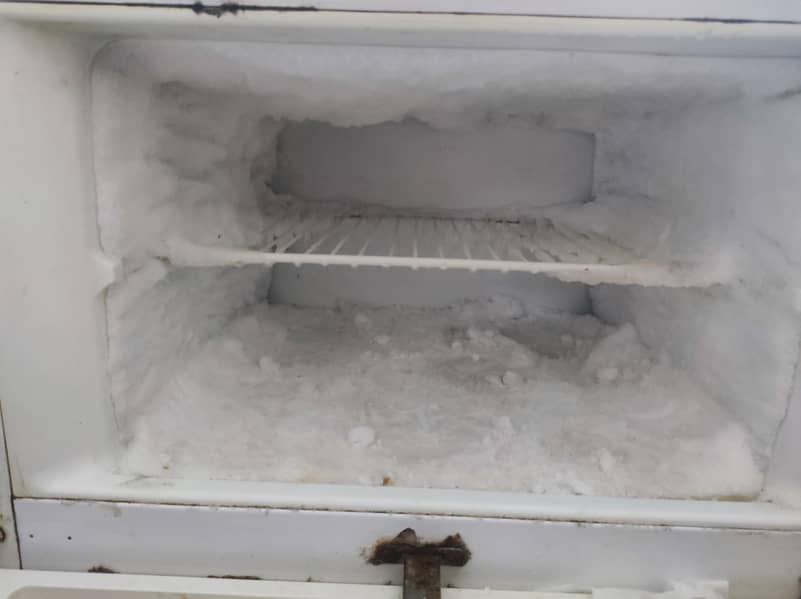 Refrigerator 3