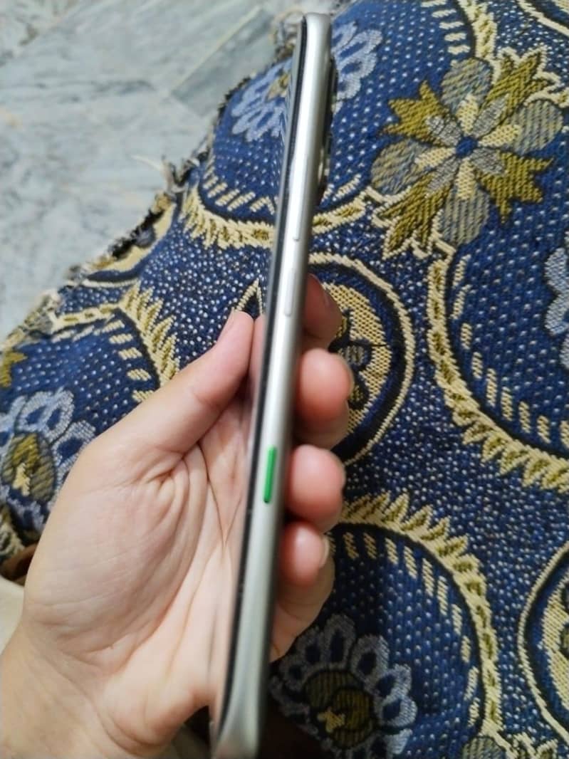 Infinix Note edge 2