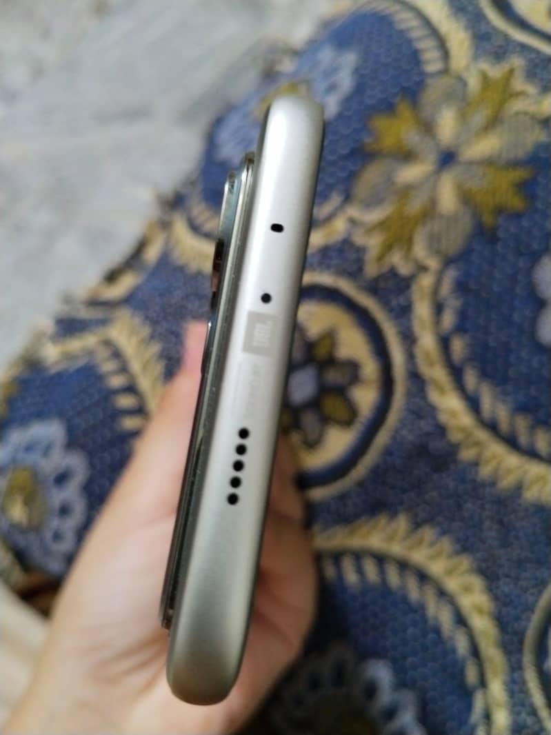 Infinix Note edge 4