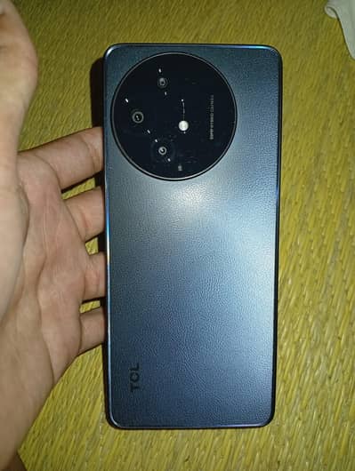 TCL 50 XL