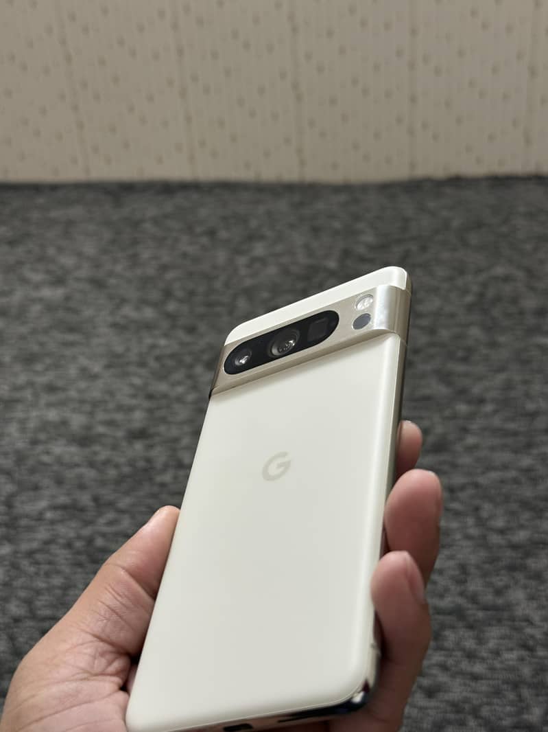 Google Pixel 8 Pro 6