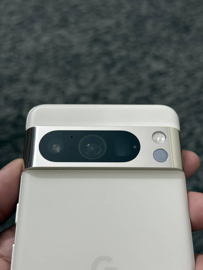 Google Pixel 8 Pro 8