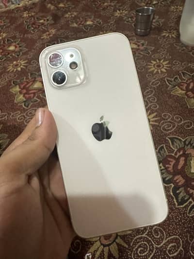 Apple iPhone 12