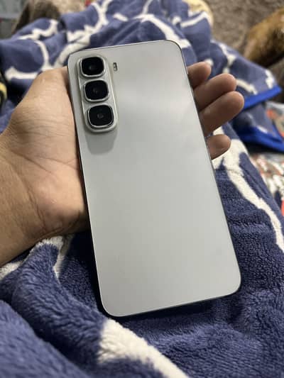 Infinix Hot 60i 128gb offical pta approved