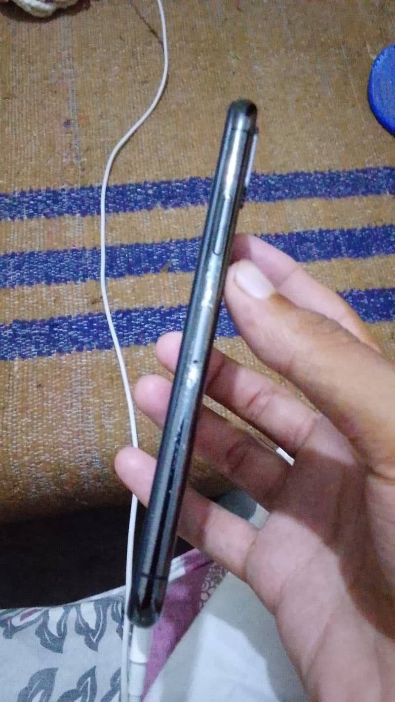 Apple iPhone X 1