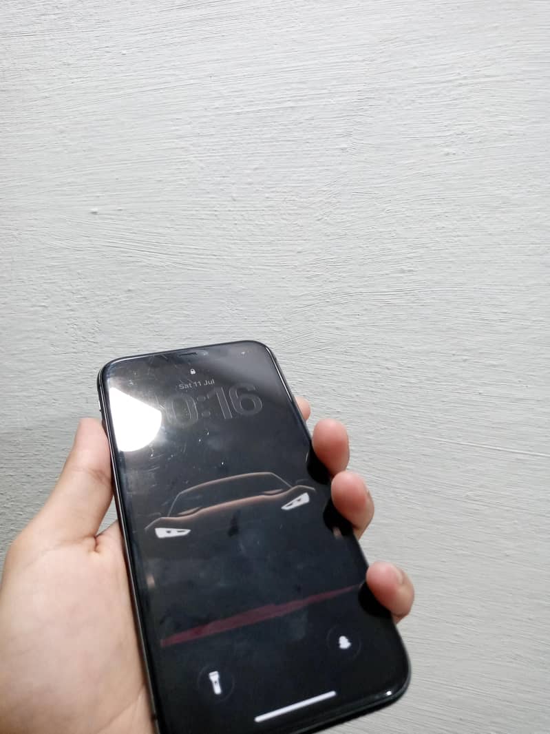 Apple iPhone 11 1