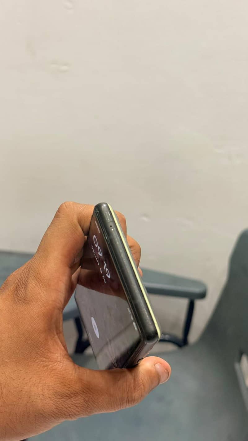 Google Pixel 6 3