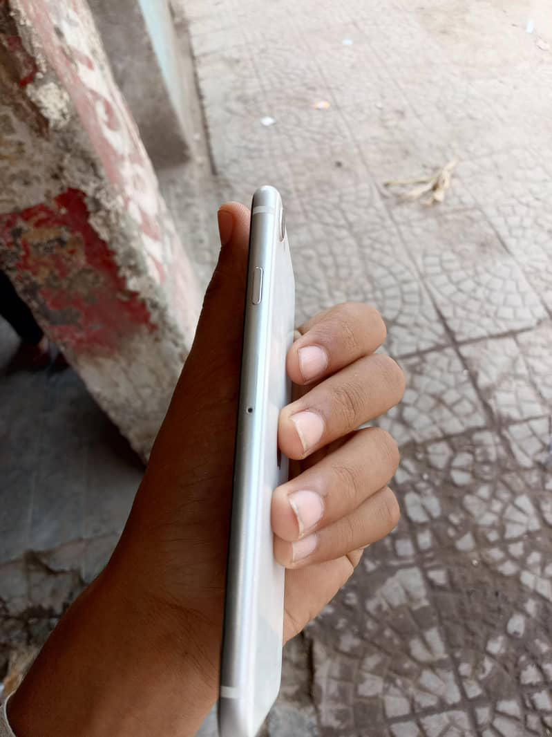 Apple iPhone SE 1
