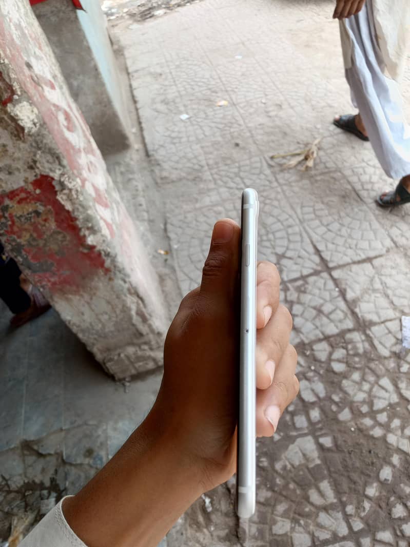 Apple iPhone SE 2