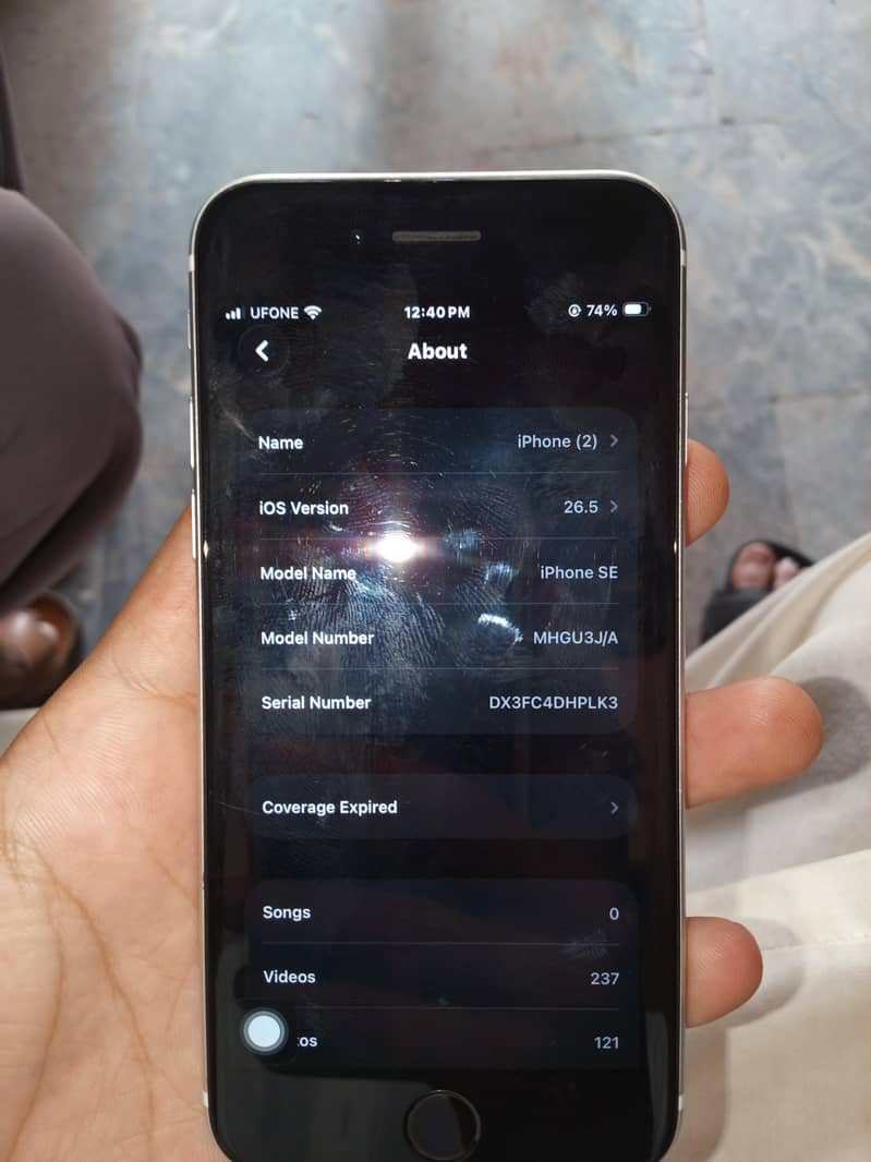 Apple iPhone SE 3